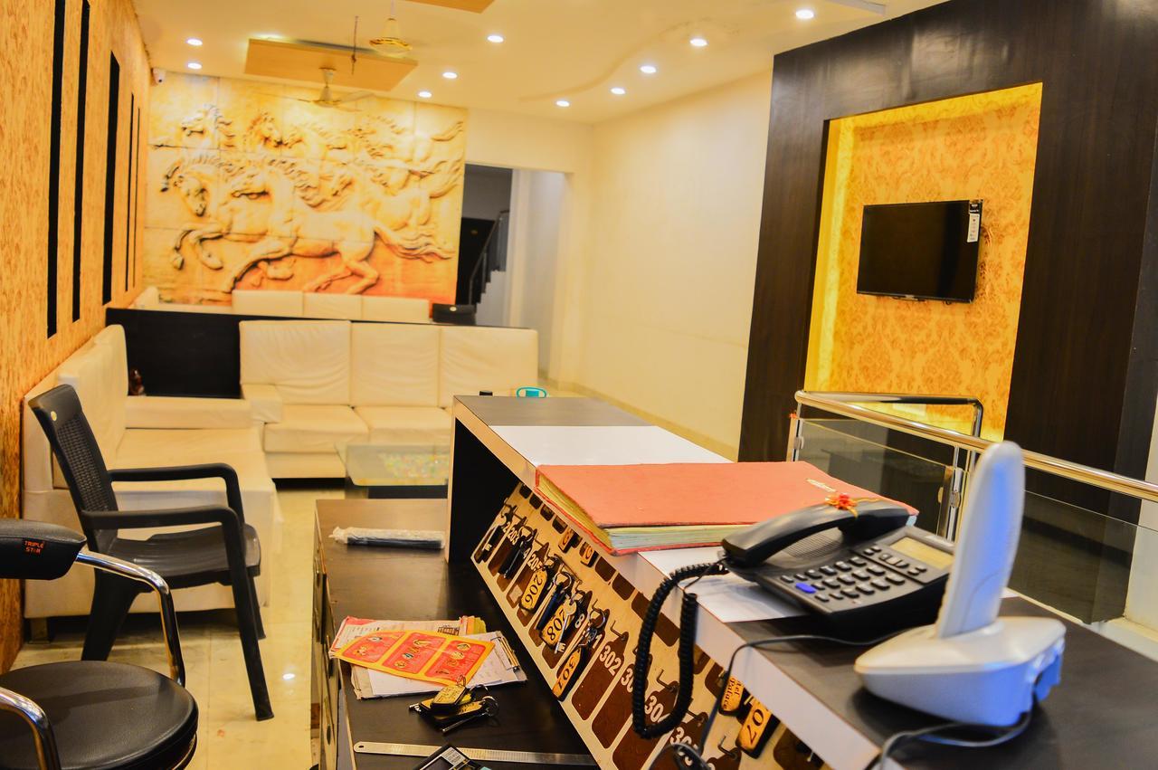 Hotel City Palace Ujjain Exterior photo